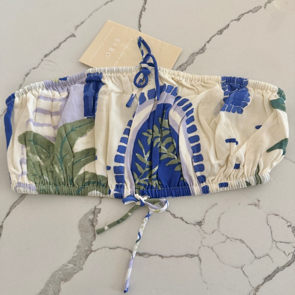 🇬🇷 SABO Taytum Crop Top in Vista Blue Greek Santorini Print Small
